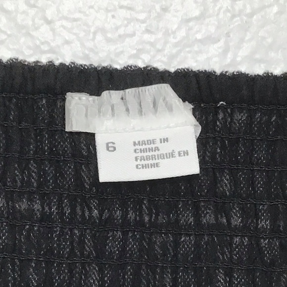 COOPERATIVE Plaid button front crop top, size 6 - Picture 4 of 4